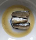 Peixes enlatados costume da sardinha no tipo imprimindo litográfico do OEM do óleo de grão de soja