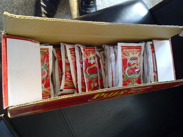 Pasta de tomate 100% fresca em lata livre de BPA