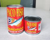 Sardinhas enlatadas marca própria dos peixes da sardinha no molho de tomate sem ossos