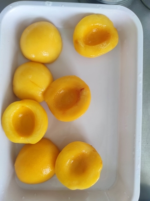 1800 g de peso drenado em lata de pêssego amarelo em xarope para o mercado internacional de marca privada