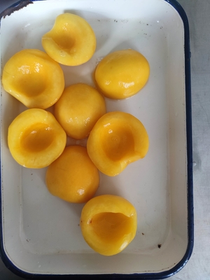 Frutos Pêssegos Amarelos Em Latas