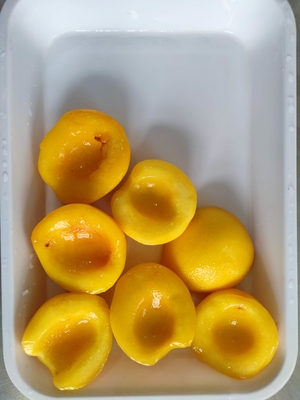 Marca privada Aceitável Pêssego Amarelo em lata com grau A e 14-17% Brix