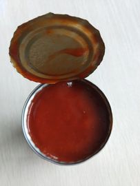 Cavala pacífica enlatada no molho de tomate